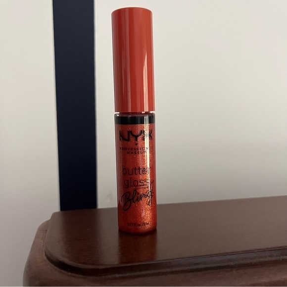 NYX Butter Gloss Bling Non-Sticky Lip Gloss Shade Shimmer Down Full Size NWT - Picture 10 of 13